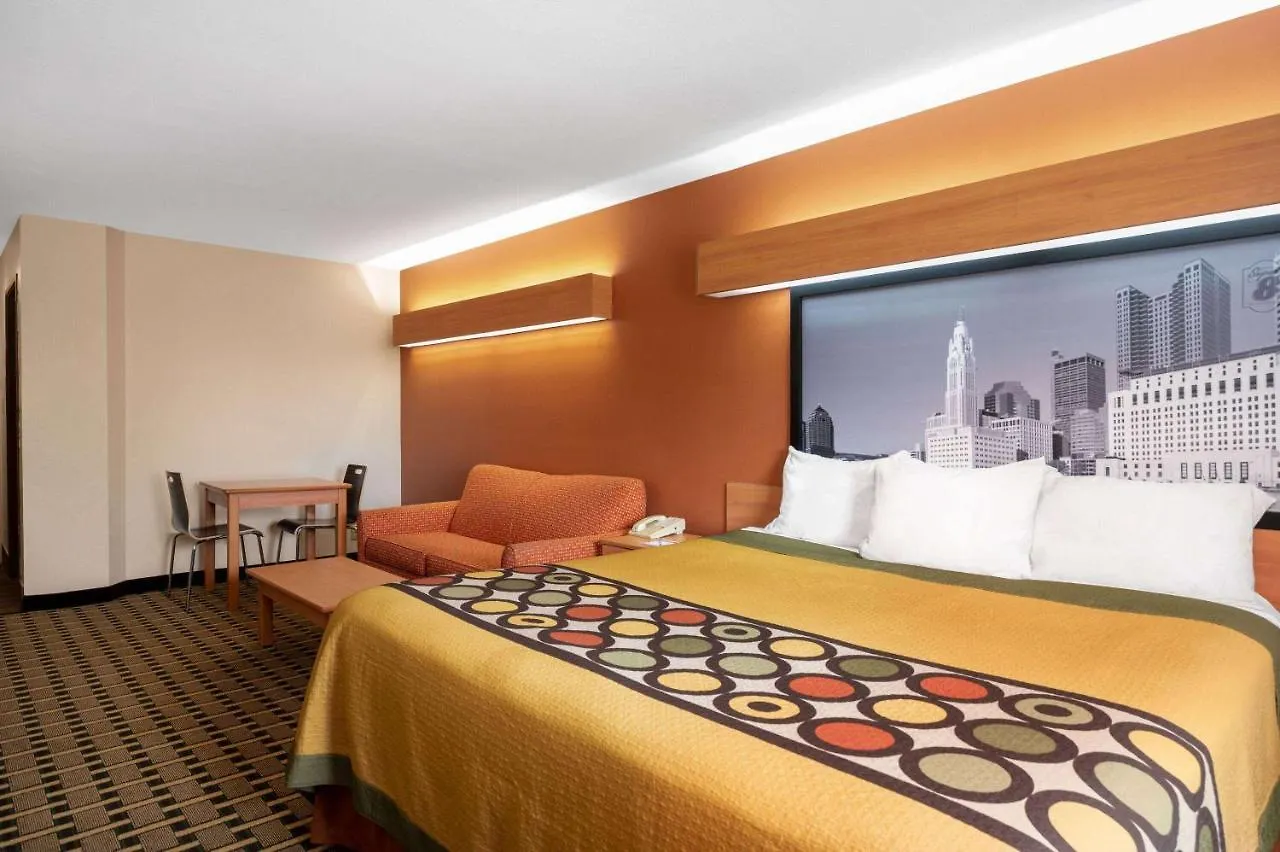 Super 8 By Wyndham Columbus West Hotel